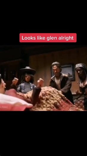 Glen gets reborn #robotchicken #walkingdead #thewalkingdead #sad #funny #myfyp #fyp