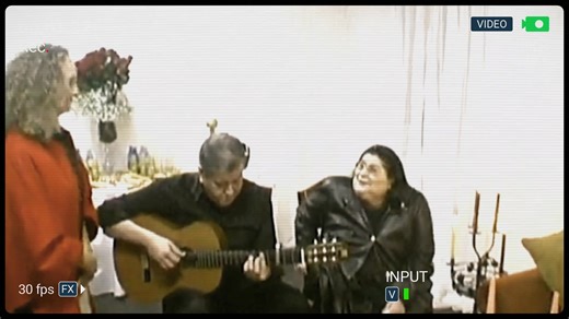 Los Hermanos 🇦🇷🧉 Autor: Atahualpa Yupanqui. Tras Bastidores, ensayo previo al concierto realizado en Quito en octubre de 2007, con la Maestra Mercedes Sosa, la mayor exponente del folclore argentino. #GrupoQuimera #MercedesSosa #loshermanos #patriciarameix #atahualpayupanqui @seguidores GV Producciones ElTeatro EC Alberto Jose Monge Rameix Atahualpa Yupanqui | Patricia Rameix - Quimera
