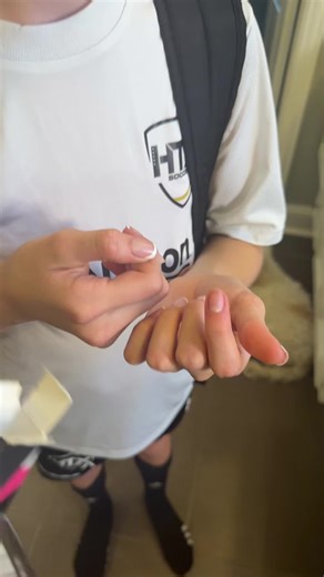 Easy Press-On Nail Removal Tips