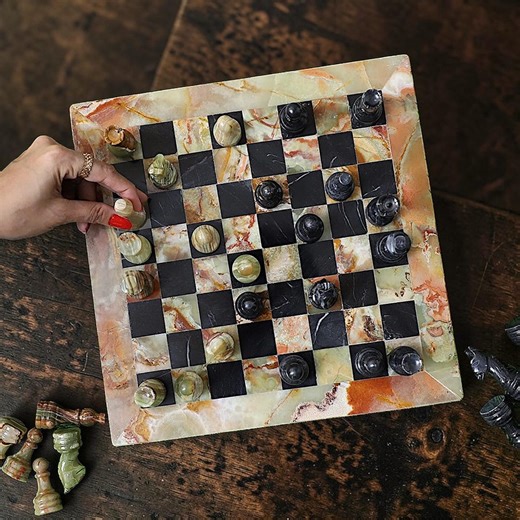 Green Onyx & Black Marble Chess Set | Handmade Stone Pieces | Elegant Home Decor - Etsy