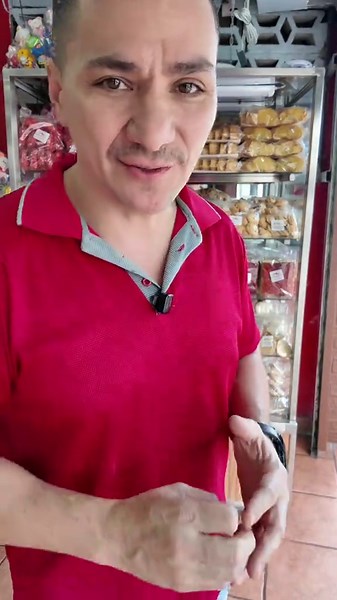 Hoy quiero comenzar dándole gracias a Diosito, porque las cosas siempre llegan en el momento perfecto. La verdad es que estaba un poco preocupado, porque el viaje a la playa se está acercando y todavía no teníamos transporte. Pero hoy pasó algo muy bonito: Transportes MB se hizo presente y nos ofreció el transporte para poder realizar este viaje. Quiero expresar un agradecimiento muy especial a los patrocinadores, por creer en este proyecto y por apoyar estas iniciativas que nacen con tanto cari