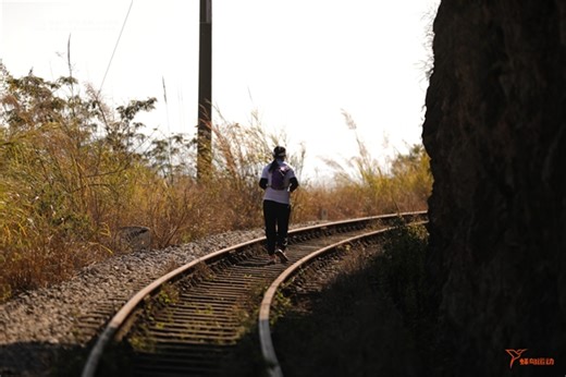 百年米轨50公里跑  云南省户外运动嘉年华启幕_中国网