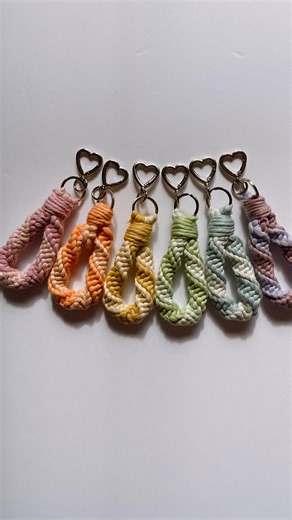 Megan | Macrame Gifts & Tutorials on Instagram: "Macrame Keychain ✨ #handmademarket #behindthescenes #howto #macrame #megsmodernmacrame #shopmegsmodernmacrame #macrameshop #handmadecommunity #macramemakers #macramegift #macrameidea #diy #keychains #howtomacrame #gatheringknot #beginnerknot #beginnermacrame #beginnerartist #macramemovement #fiberart #keychaindiy #macramebraid #macramekeychain #macramecharm #fiberart #macramechristmas #relaxingtutorial #shophandmade #farmersmarket #macramemarket #