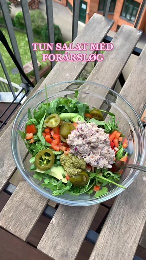 Nem salat med tun 🥗 - Sund og lækker opskrift