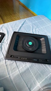 Llano V12: Potente Enfriador para Laptop RGB