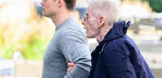 La historia de amor de Calvin Klein y su novio Kevin, 47 años menor que él -