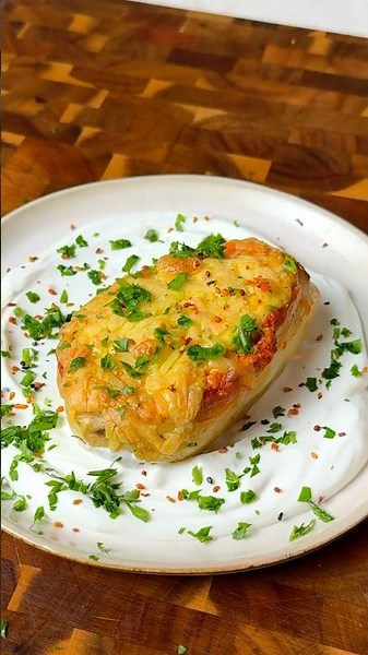 These Loaded Vegan Baked Potatoes Even Meat-Eaters Love