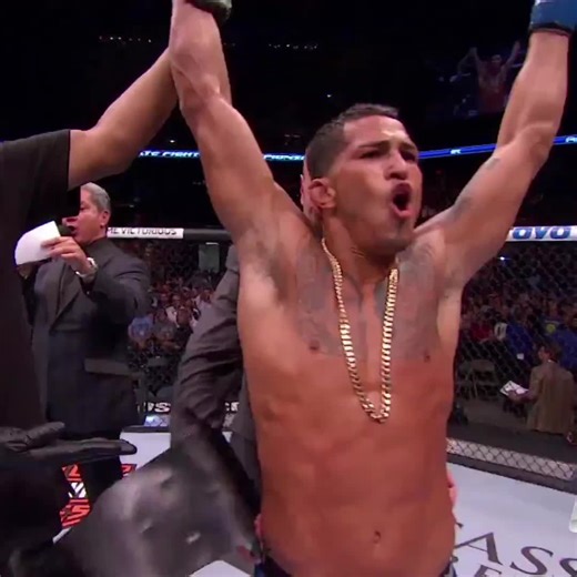Anthony Pettis Highlights: Showtime UFC Moments