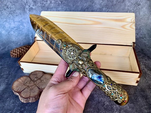 Natural Crystal Magic Dagger With Custom Gift Box, Tiger's Eye Ceremonial Knife, Crystal Ritual Athame, Healing Crystal, Meditation Dagger - Etsy