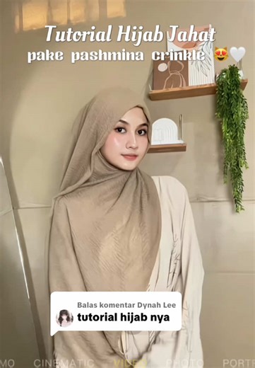Tutorial Hijab Pashmina Crinkle yang Simple dan Stylish