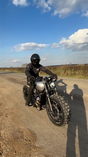 366K views · 207K reactions | This is when endless style meets pure perfection on the open road! Do you want to stand out from everyone else? DM us to start your bespoke build today.  #thorntonhundredmotorcycles #thorntonhundred #bobber #bespoke #motorcycle #triumph #motorcyclesofinstagram #TriumphBobberMods | Thornton Hundred Motorcycles | Facebook