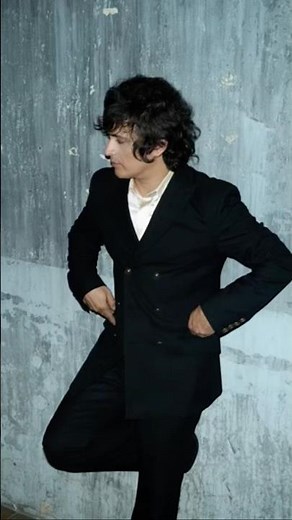 Abrázame es la segunda pieza del álbum, pronto les cuento de la siguiente… mientras otro abrazo.