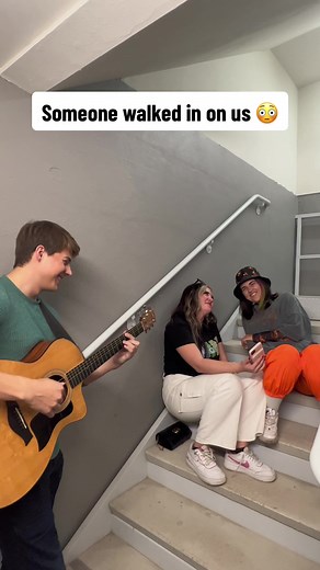 Acoustic Cover of Stitches by Shawn Mendes