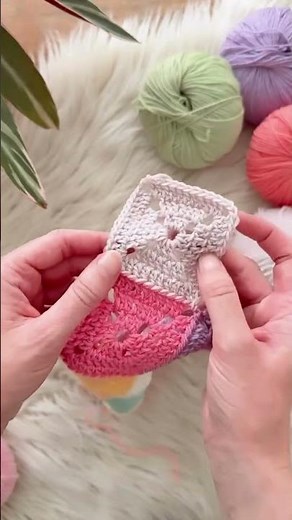 Crafting Magic with Bella Coco Merino: The Perfect Yarn for Crocheters