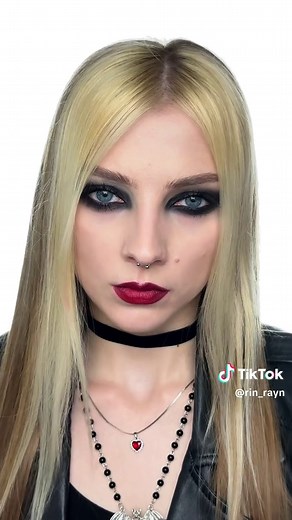 Taylor Momsen Grunge Makeup Tutorial Overview