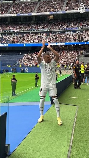 🏟️👋 Welcome to your new home, Kylian Mbappé!