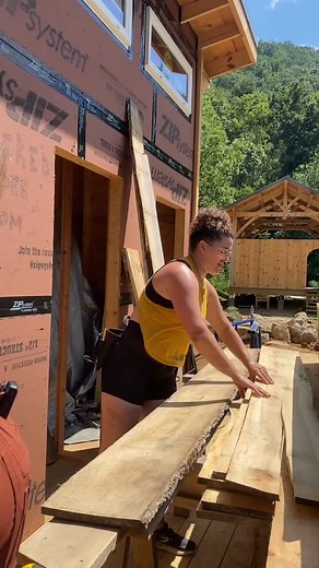 Exterior siding with the newest 4 month carpentry program! Students that have been asking for a bathhouse by the teaching pavilion will be delighted by this unique design! Comment “workshops” to learn all about our inclusive classes and join a waitlist for first dibs when dates open up! #diy #learntobuild #carpentryschool #tinyhouse #powertools #skills #handywoman #828isgreat | Wild Abundance