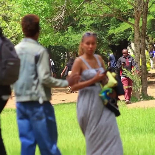 Best Pickup Lines Guaranteed to Impress