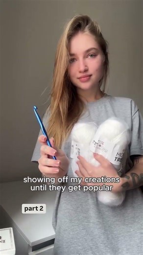 My absolute bestseller – the Fluffy Sweater (pattern by me , can be found via the l!no in my