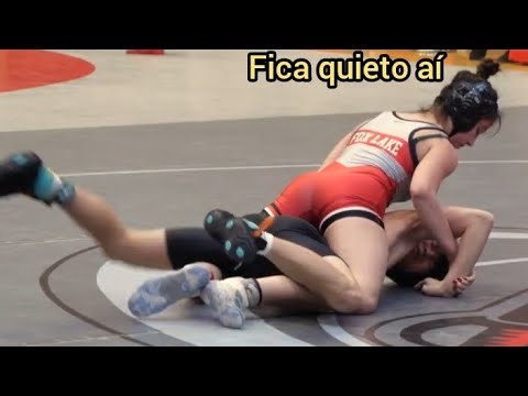 Mulher destrói homem em ringue 😱