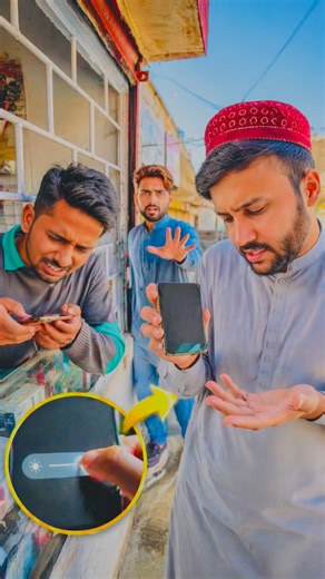 Mobile Shop Scam 😳 Brightness ko Display Issue bana diya! Reality Exposed