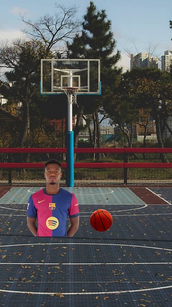 Applying for a Job at FC Barcelona: Players' CV Experiences