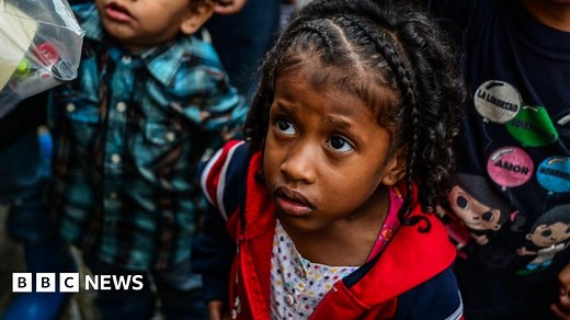 Venezuela crisis: Three in four in extreme poverty, study says