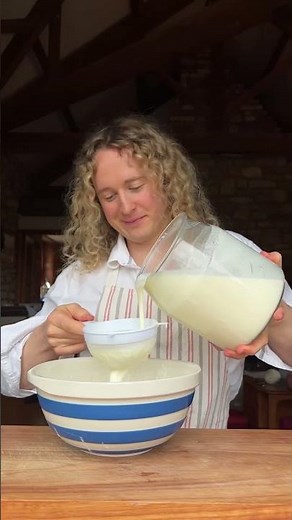 Kefir means "good feeling", and that's exactly what it gives you 🥛