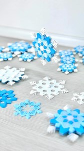 9.7K views · 450 reactions | Se ti serve il file scorri in basso, altrimenti scrivimi in Dm così ti posso mandare il link cliccabile. Un bel fiocco di neve da appendere come addobbo natalizio per tutti, semplice da stampare. Il progetto è stato creato per poterlo stampare anche sulle stampanti piccole. Lo trovate su Makerworld file gratuiti e di qualità. Link: https://makerworld.com/models/2022379 #bambulab #makerworld #christmas #snowflakes #stampa3d | montalto.carmelo | Facebook