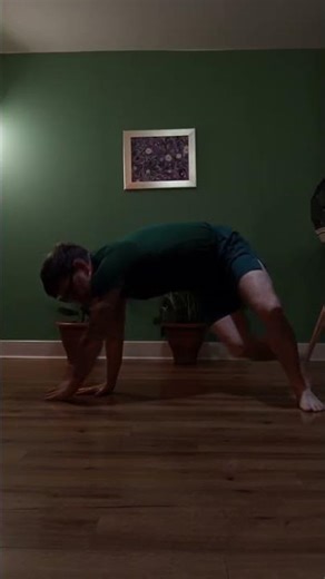 primal and animal flow moves #primalflow #mobility #mentalhealthawareness