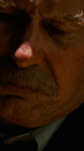 We explore the rushed creation of The Incredible Hulk's post-credit scene, revealing how a limited filming window with Robert Downey Jr. shaped the MCU's future, all in one day! We also cover a deep dive into The Consultant. #IncredibleHulk #Marvel #MCU #RobertDowneyJr #IronMan #PostCreditsScene #MarvelFacts #MarvelCinematicUniverse #BehindTheScenes #TheConsultant | Looper