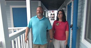 Victims' families to file wrongful death lawsuits against guardrail company