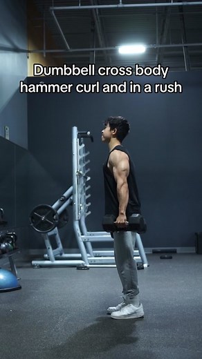 One of my favorite variations of the dumbbell hammer curl is grabbing some angled cables directly and and performing a bilateral cross-body hammer curls — personal preference but i personally do not enjoy the tedium of alternating bicep curls #fyp #fitness #gym #bodybuilding