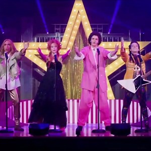 2.9K views · 55 reactions | Siete andati al cinema? Allora anche voi non potete fare a meno di cantare "Tu Turu Turu, cielo Blu".. #LaMiaBandaSuonaIlPop :-) Christian De Sica Massimo Ghini Angela Finocchiaro Paolo Rossi | Medusa Film | Facebook