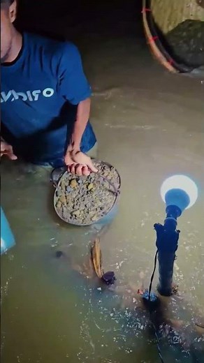 😱 Inside Sri Lanka’s Underground Gem Cave – Searching for Treasure 💎🌍