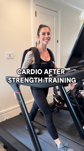 Can you lift weights and do cardio on the same day? Yes. Research shows that doing moderate cardio right after strength training still leads to gains in strength and muscle size. BUT—timing matters. If you’re training hard, especially lower body, giving yourself at least a few hours between sessions may lead to better strength and muscle gains—especially for men. If you’re short on time? Cardio after lifting is still a solid option. Just make sure your recovery and protein are on point. PMID: 28