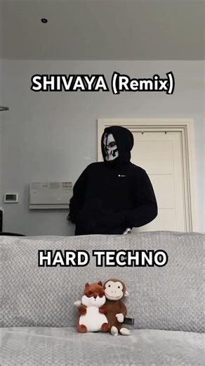 “SHIVAYA (Remix)” | Anyone wanting to glitch dance should hop on techno music. Perfect raw beats! 😎
