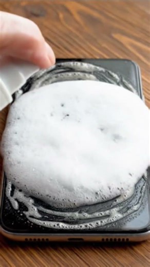 Watch This Dirty Screen Become Perfectly Clean 😳 #automobile #satisfying #oddlysatisfying