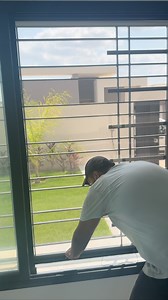 Moustiquaire enroulable noir ❤️ ☎️ 58670606 | Moustiquaire & isolation