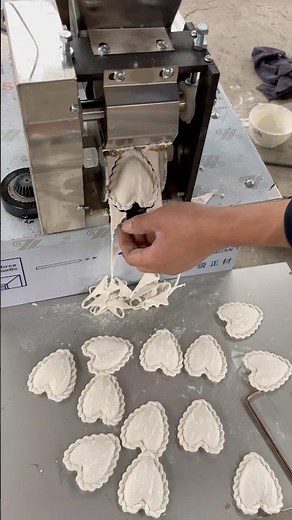 Heart-shaped samosa making machine