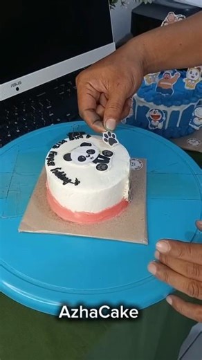 tutorial dekorasi cake panda 🤗#cake #cakecantik #dekorasicake #cakedecorating #shorts