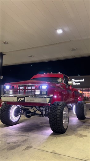 Sell Your Lifted 26s Squarebody Trucks
