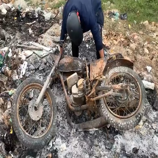 3.7M views · 28K reactions | Complete restoration of abandoned Soviet old motorcycle engines | Gurman Kaur | Facebook