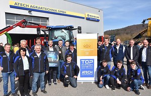 Erfolgreiches Unternehmen: Atech Agrartechnik GmbH feiert in Velburg Jubiläum