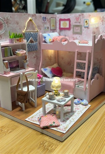 Create Your Own Miniature Bedroom: A DIY Guide