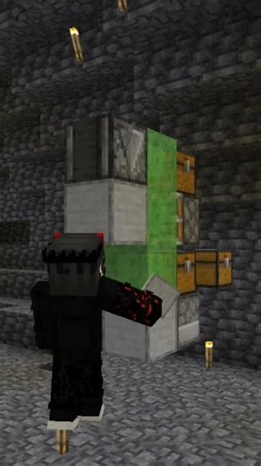 ​I Built a MOVING TNT DRILL in Minecraft! 💣⚒️ #shorts #xyz RA-ØNE