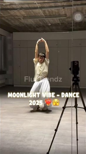 Moonlight Vibe | Dance trends 2025 November ❤️‍🔥 #edit #tiktokviral #trend #moonlight #songlyrics
