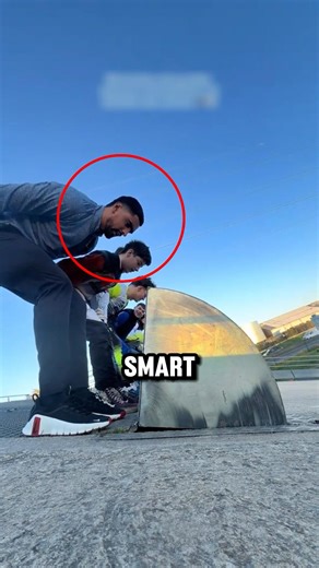 Coach Tests Students’ Reaction Speed