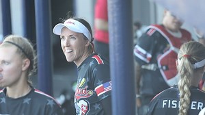 Monica Abbott on pro softball team's national anthem tweet: 'This is not acceptable.'