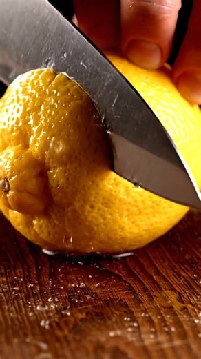 Satisfying ASMR Lemon Slicing Experience
